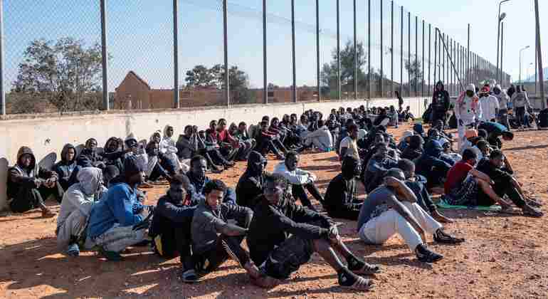 Des experts de l'ONU condamnent les expulsions massives de migrants et les conditions de vie épouvantables qu'ils connaissent en Tunisie et en Libye