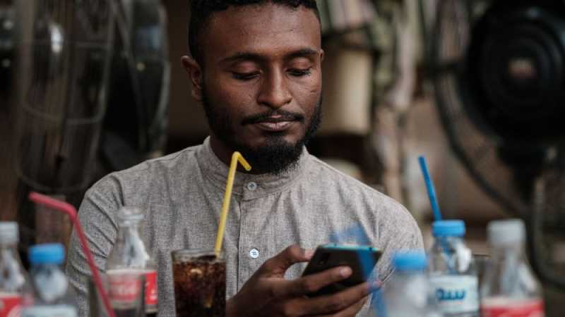 Le Soudan sans Internet, des pertes énormes ont épuisé les citoyens et de vastes secteurs