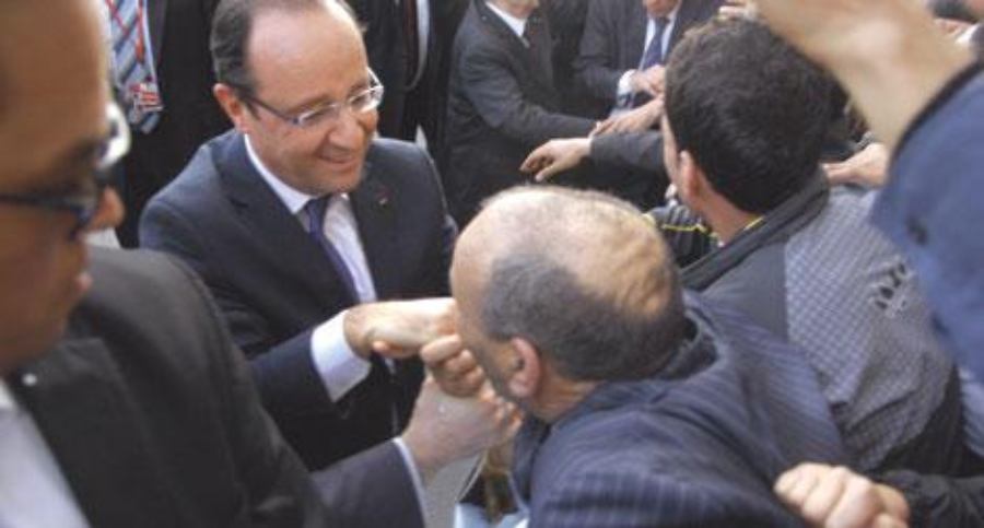 Qu’est ce qui a poussé Hollande à cajoler l'Algérie et à gronder Macron ?