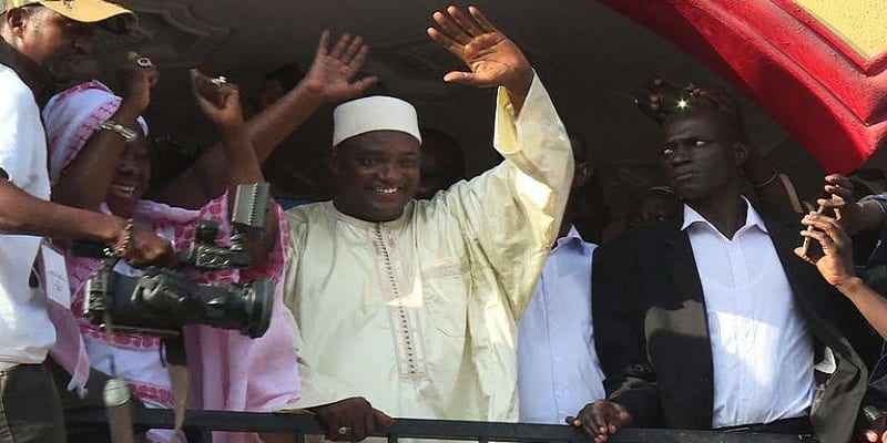 Gambie : le parti d'opposition dépose un recours électoral contre Barrow déclaré vainqueur