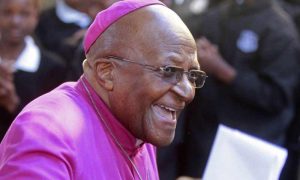 Desmond Tutu : L'histoire de « l'évêque rebelle » d'Afrique du Sud