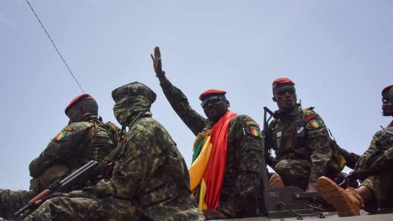 Pour discuter du rétablissement de l'ordre constitutionnel...Un envoyé du président américain en Guinée