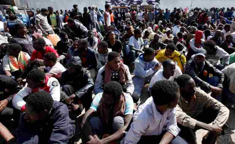Après "l'expulsion forcée" de dizaines de Soudanais de Libye, les craintes que d'autres migrants subissent le même sort