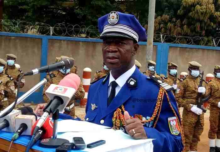 Le président burkinabé limoge des dizaines de responsables de la gendarmerie nationale