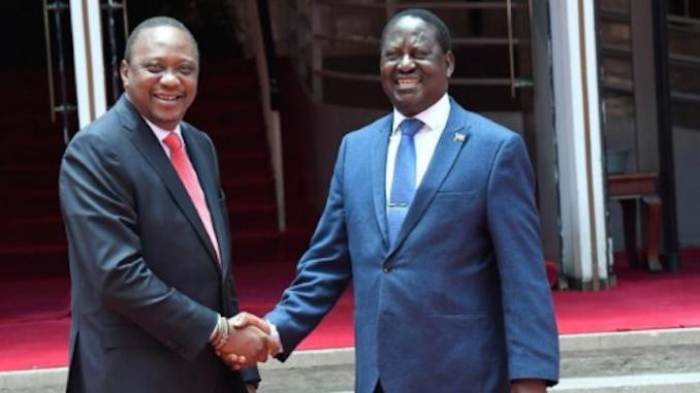 Le président kenyan soutient la candidature du chef de l'opposition aux élections présidentielles