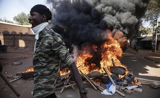 Quatre militaires français ont été blessés, dont un dans un état critique, au Burkina Faso