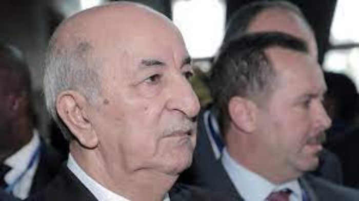 Pour cette raison, les Algériens appellent le président Tebboune "Pinocchio"