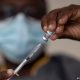 "Santé mondiale": 83% de la population africaine n'a pas reçu la première dose du vaccin Corona