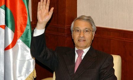 L'Algérie lance un mandat d'arrêt international contre le milliardaire Chakib Khelil