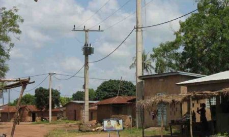 La Banque mondiale approuve 150 millions de dollars pour accroître l'accès aux services d'électricité au Sénégal