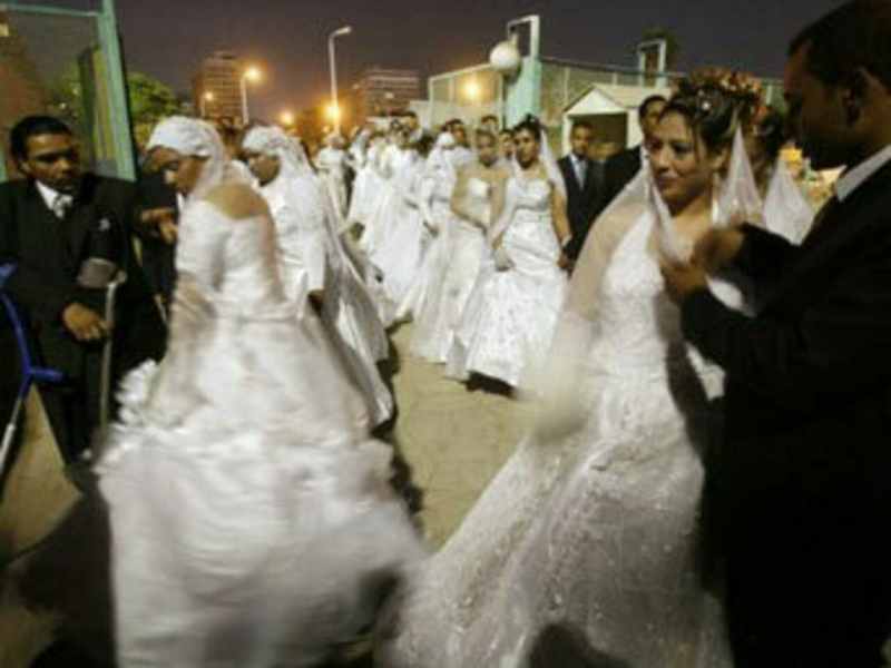 À 500 livres, la révélation des détails du projet de «loi sur le mariage» en Égypte