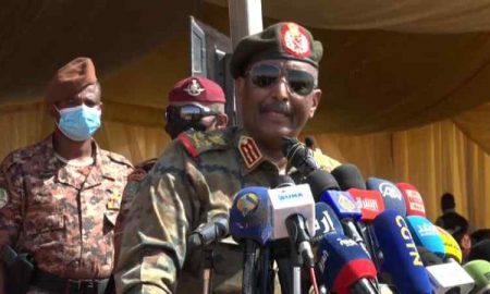 Soudan: Al-Burhan et Museveni discutent de la tenue d'un sommet d'urgence de l'IGAD