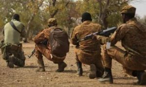 15 morts dans deux attentats terroristes contre deux unités militaires au Burkina Faso