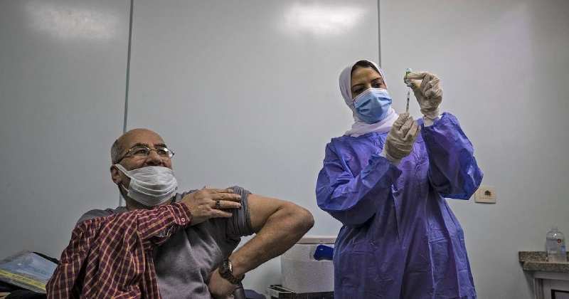 Vaccination après Taraweeh et "zéro cas" et la rumeur d'annulation de la muselière…Les derniers développements de Corona en Egypte