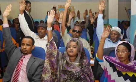 Éloge internationale pour la sélection de plus de 91 pour cent des sièges à l'Assemblée du peuple en Somalie