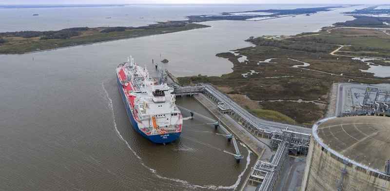 TotalEnergies lance l'expansion de Cameron LNG pour augmenter la production de gaz naturel liquéfié