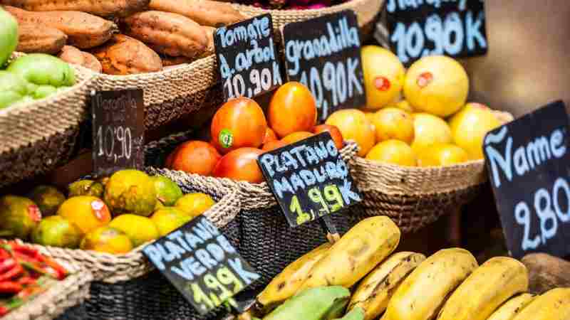 « Bloomberg » : l'Afrique au bord de la tourmente avec les fortes hausses des prix des produits alimentaires