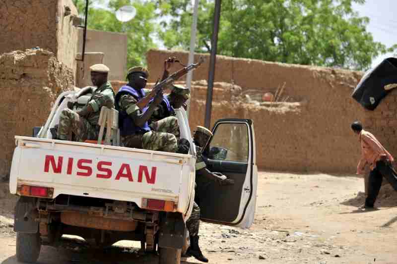 Au moins 7 morts dans deux attaques dans l'est et le nord du Burkina Faso