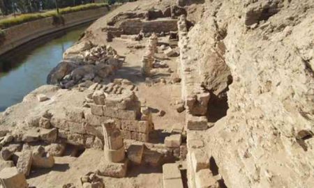 La découverte d'un poste de contrôle archéologique en Égypte et 85 tombes de l'époque ptolémaïque