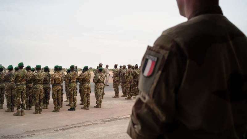 Junte militaire au Mali : les opérations militaires françaises dans le pays n'ont plus de base légale