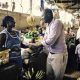 La hausse des prix des produits de base frappe les Ougandais