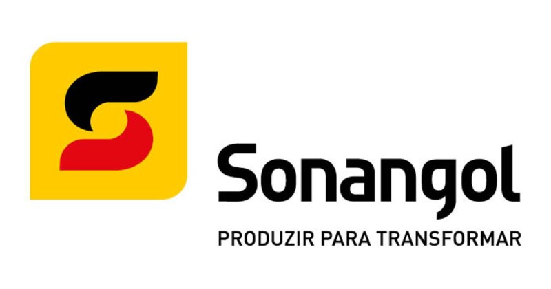 Solenova, une joint-venture Eni-Sonangol, pose la première pierre du premier projet photovoltaïque d'Angola