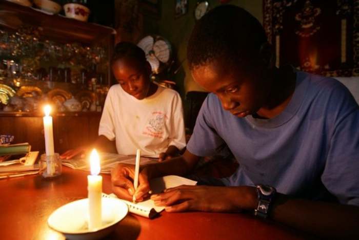 Agence internationale de l'énergie : 600 millions d'Africains vivent sans électricité