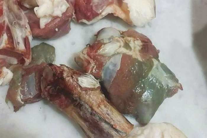 Viande pourrie et poulet moisi, voilà ce que les algériens mangent sur leur table
