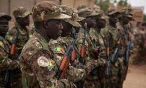 L'armée malienne annonce la mort de 60 militants