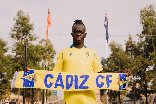 Awer Mabil, première recrue du Cádiz CF pour la saison 22-23