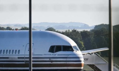 La Grande-Bretagne annule le premier vol qui devait transporter des immigrants illégaux au Rwanda