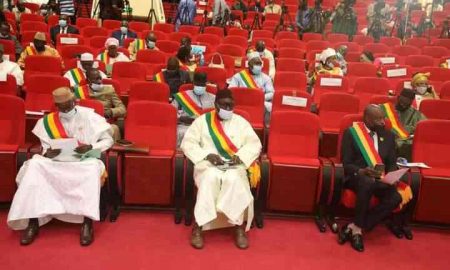 Mali : le Parlement adopte la nouvelle loi électorale et la transmet au président du pays