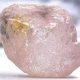 Des mineurs angolais déterrent le plus gros diamant découvert en 300 ans