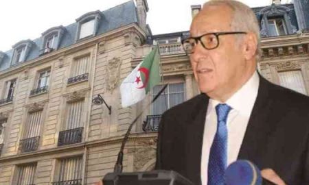 L'ambassadeur d'Algérie en France, nous n'avons pas d'histoire ni d'héritage dont nous soyons fiers, donc nous sommes fiers d'être des voleurs