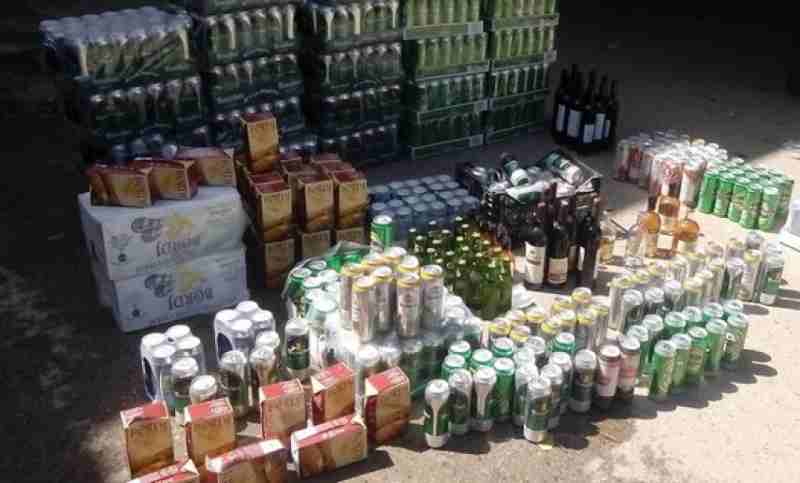 Démantèlement d'un réseau de vente de boissons alcoolisées exploitant des mineurs en Algérie