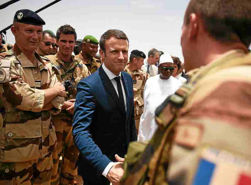 La France maintient 3000 militaires au "Sahel" malgré son retrait du Mali