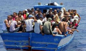 Après que les autorités aient refusé de lui accorder un visa de voyage, le gardien tunisien Shalaby choisit l'immigration clandestine en Italie