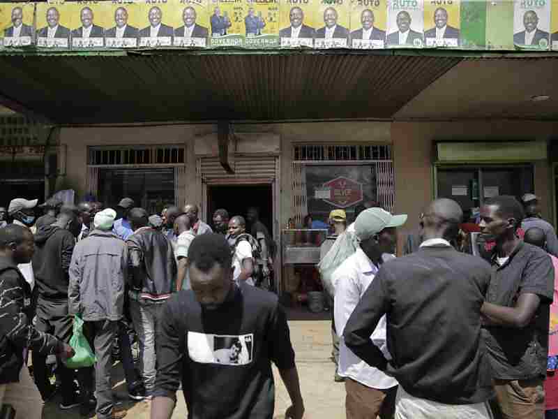 Affrontements et querelles à l'intérieur du Centre national de dépouillement des élections au Kenya