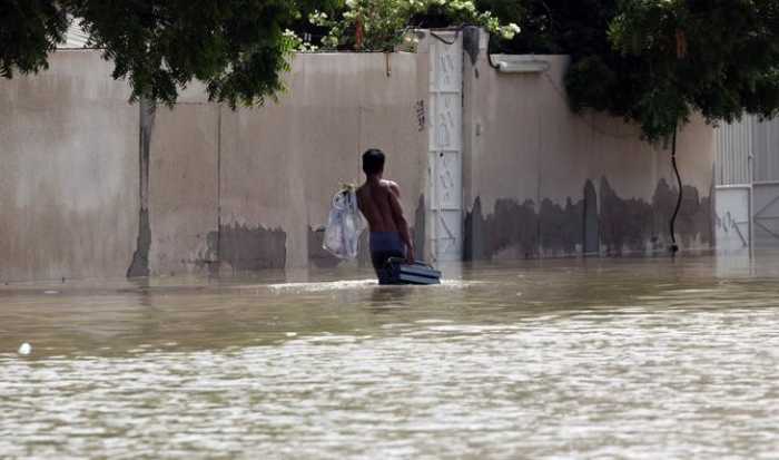 Les inondations en Ouganda tuent 30 personnes et en privent 400 000 d'eau potable