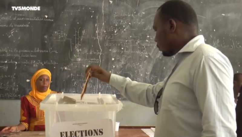 La coalition au pouvoir au Sénégal proclame sa victoire aux élections législatives