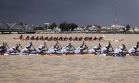 La régate de pirogues sénégalaises perpétue une tradition séculaire