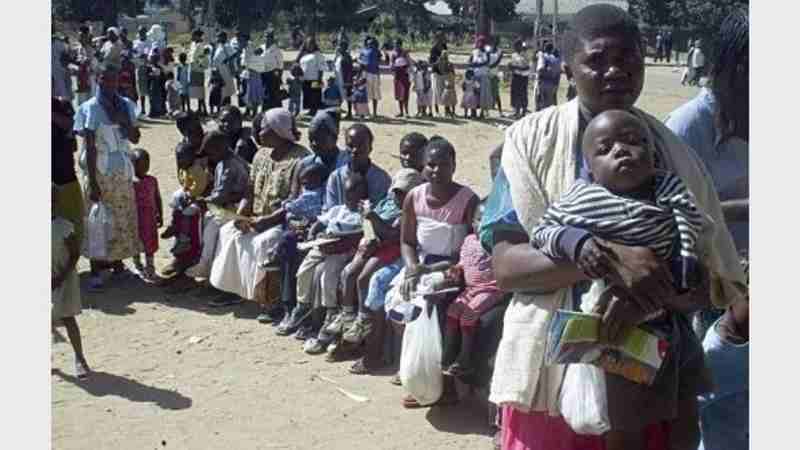 Après la mort de 80 enfants, le Zimbabwe attribue l'augmentation de la rougeole aux congrégations religieuses