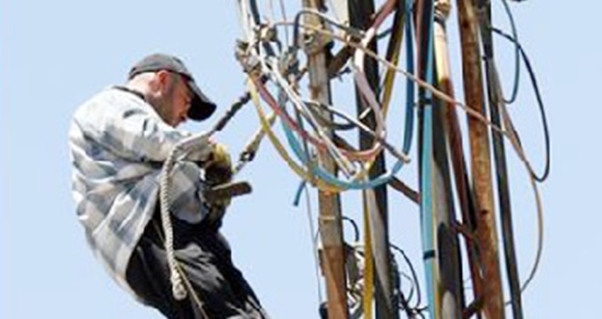 De nombreux Algériens sont tués à cause du vol des câbles d'électricité