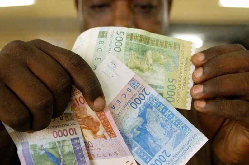 La Communauté économique et monétaire de l'Afrique centrale cherche à "réformer" le franc CFA
