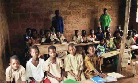 240 millions d'enfants dans le monde ne sont pas scolarisés, dont 40% en Afrique subsaharienne