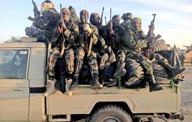 Une centaine de militants de Boko Haram et de l'Etat islamique se sont noyés dans le fleuve nigérian alors qu'ils fuyaient l'armée