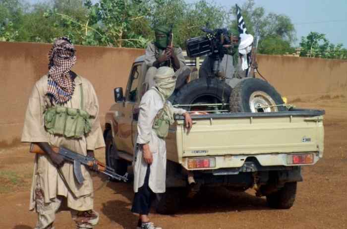Le gouverneur militaire du Burkina Faso salue les pourparlers avec les militants
