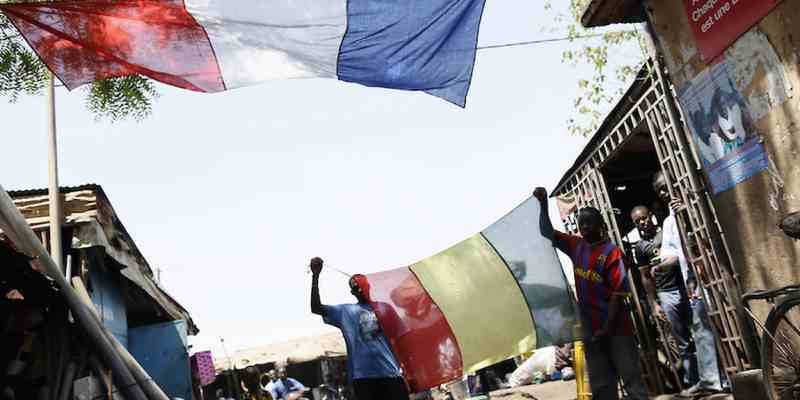 La France cherche-t-elle à modifier sa stratégie vis-à-vis du continent africain ?