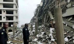 Effondrement meurtrier d'un immeuble au Nigeria