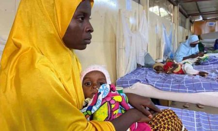 Des femmes qui parcourent des dizaines de kilomètres pour sauver la vie de leurs enfants au Nigeria